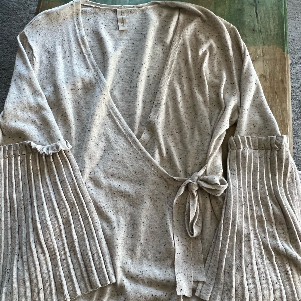 Very cute Allison Joy faux wrap sweater with pleated bell sleeves, ties at waist